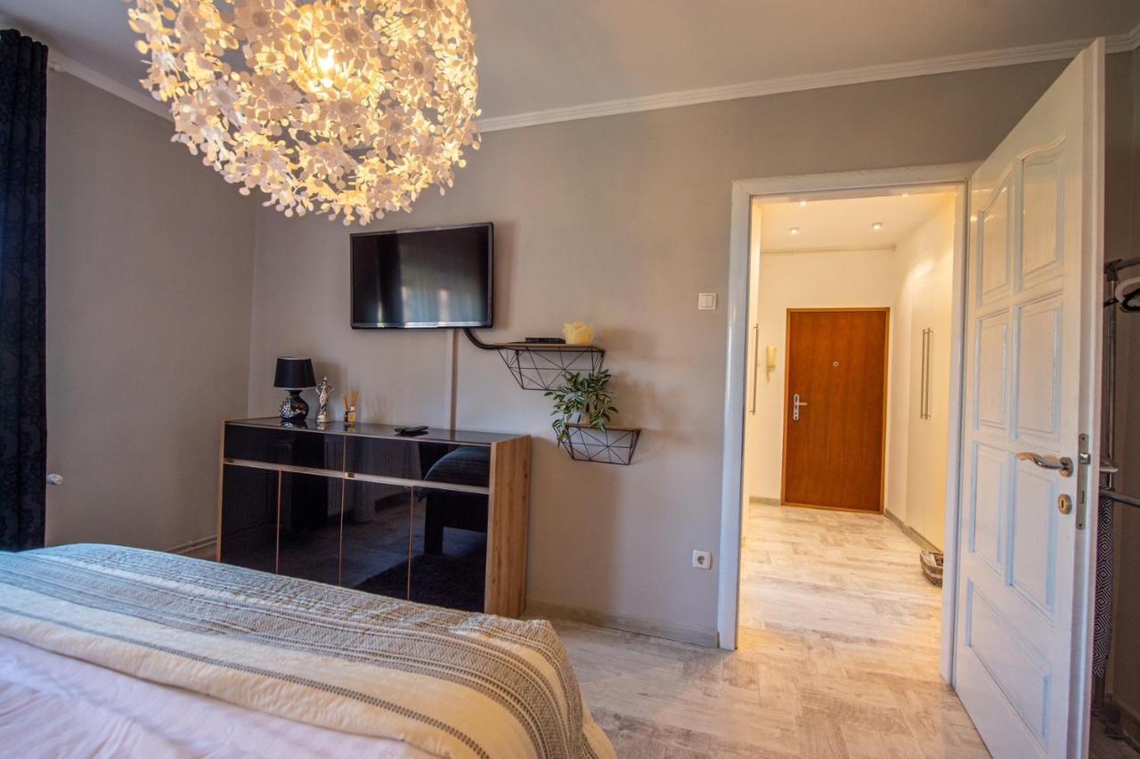 Apartman Pannonica Pin 0-24H สลาวอนสกีบรอด ภายนอก รูปภาพ
