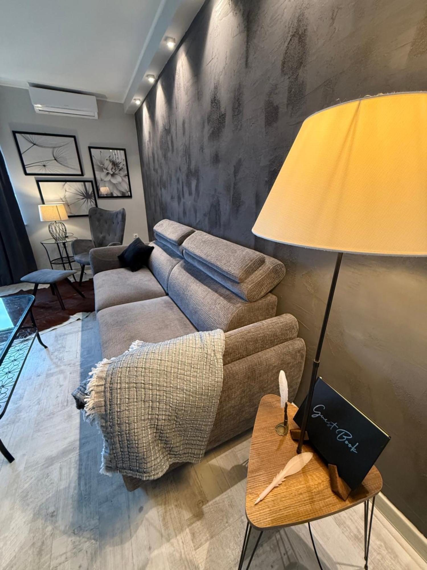 Apartman Pannonica Pin 0-24H สลาวอนสกีบรอด ภายนอก รูปภาพ
